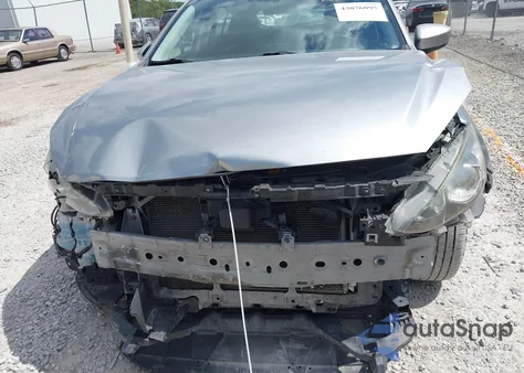 2015 Mazda Mazda3 S Touring из США, поврежденный, VIN JM1BM1L37F1276056